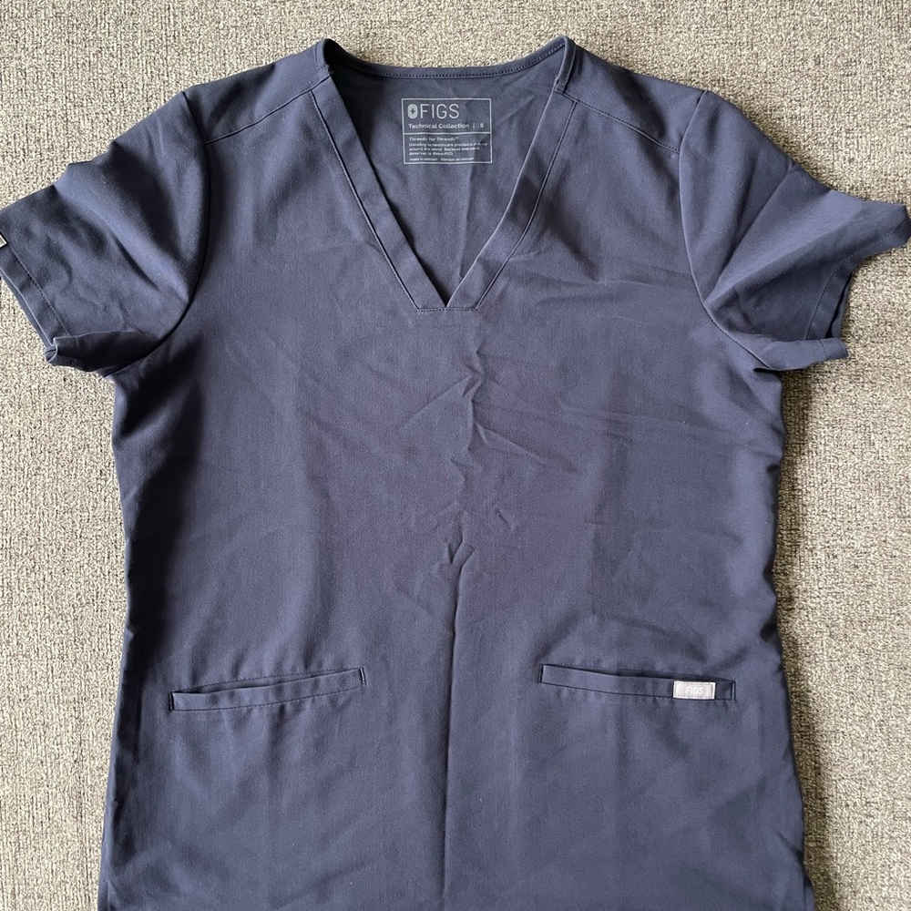 FIGS Scrub Top- Womens